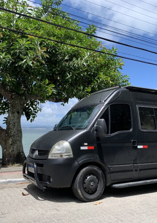 Como é viver dentro de um motorhome no Brasil (o que ninguém te conta)